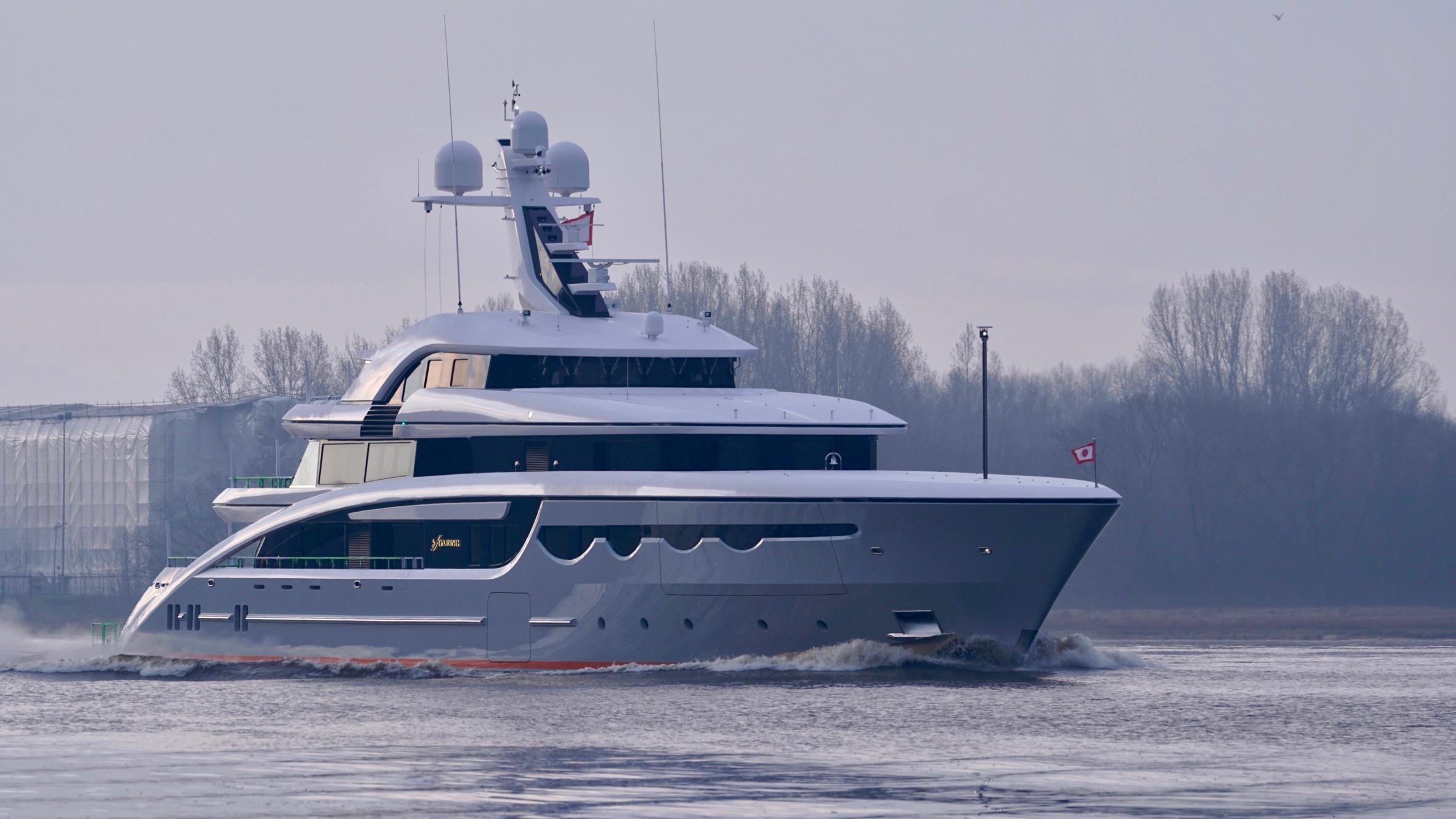luxus yacht buchen